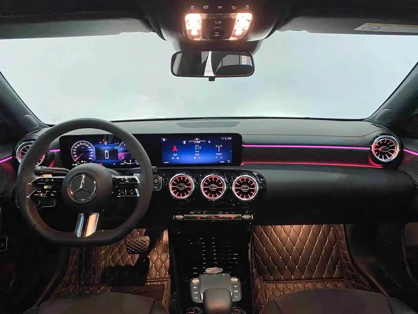 2023 Mercedes-Benz A-Class A 200 L Fashion Edition — миниатюра 9