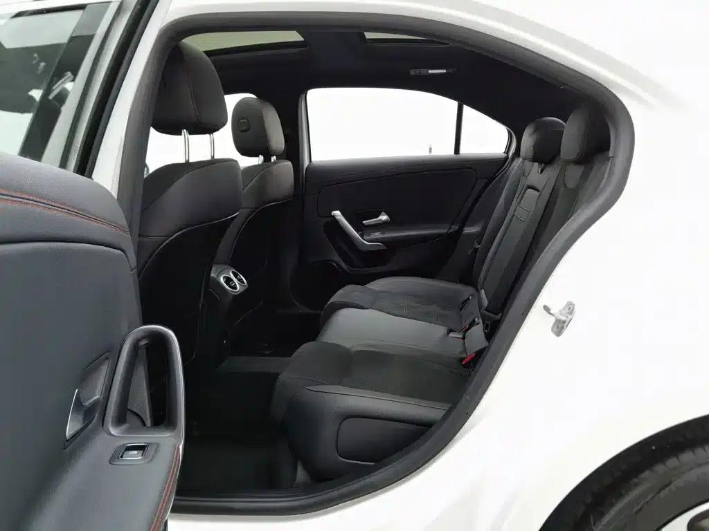 Mercedes-Benz A-Class 2025 A 200 L Fashion Edition — миниатюра 15