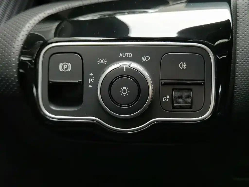 Mercedes-Benz A-Class 2025 A 200 L Fashion Edition — миниатюра 21