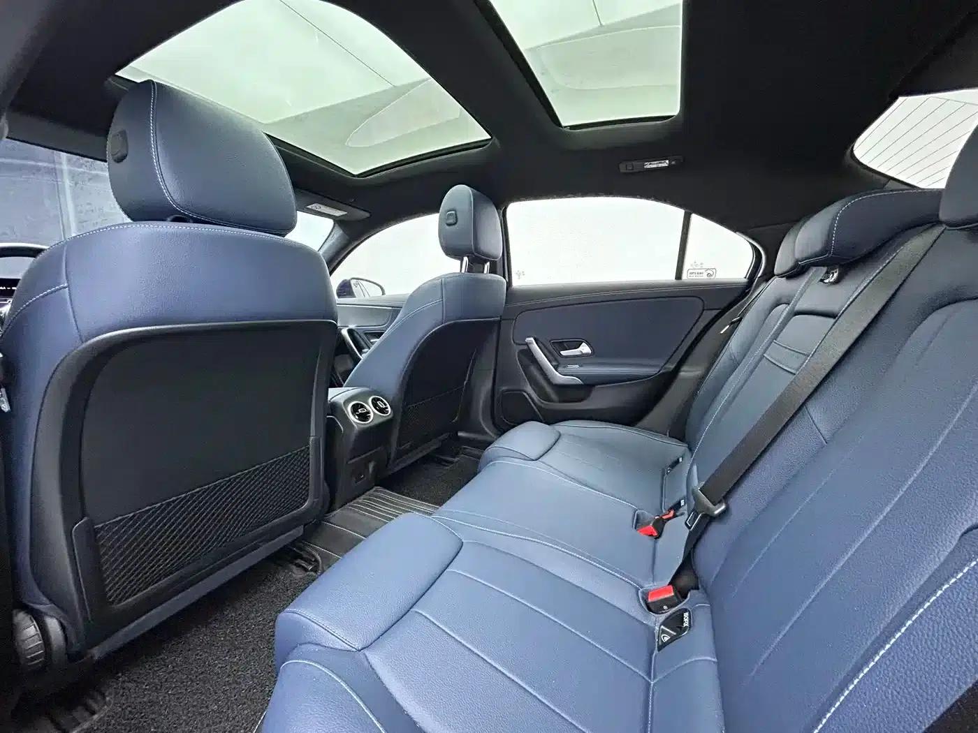 Mercedes-Benz A-Class 2022 Facelift A 180 L Sport Sedan — миниатюра 11