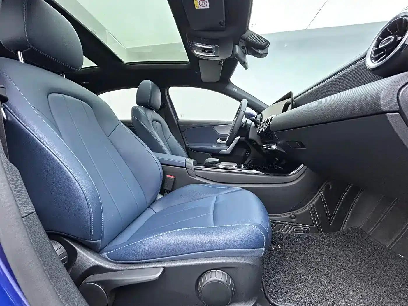 Mercedes-Benz A-Class 2022 Facelift A 180 L Sport Sedan — миниатюра 12