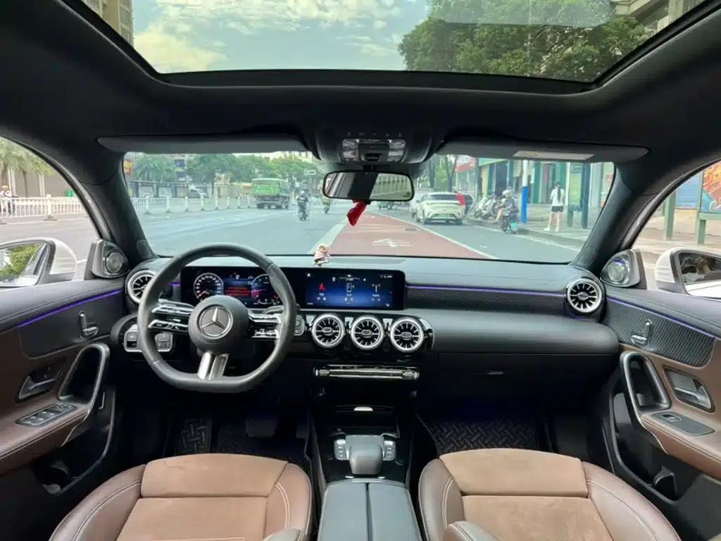 2023 Mercedes-Benz A-Class A 200 L Fashion Edition — миниатюра 14