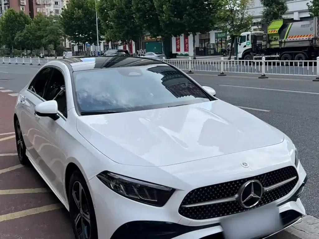 2023 Mercedes-Benz A-Class A 200 L Fashion Edition — миниатюра 7
