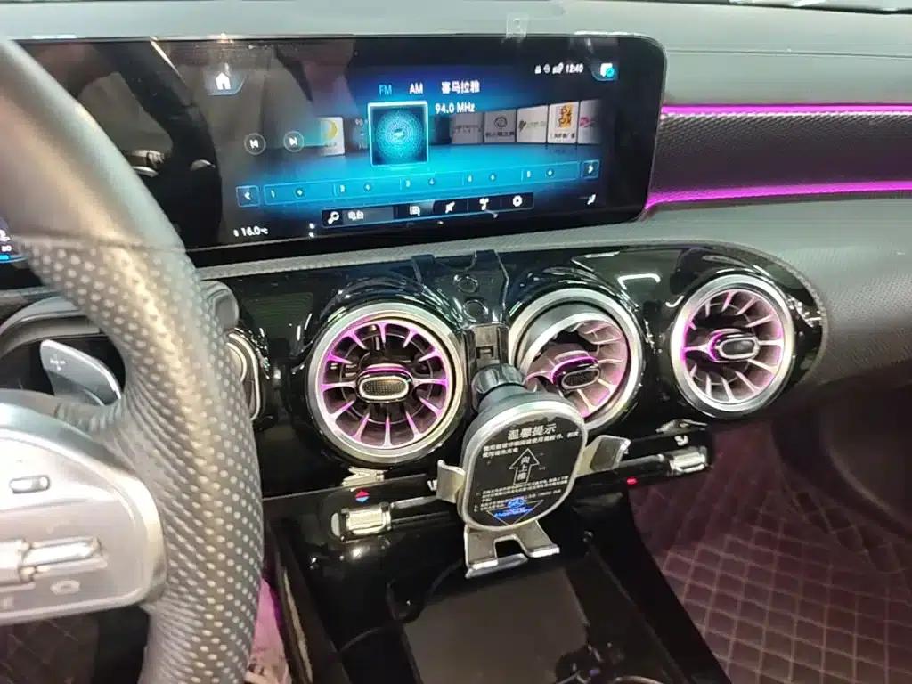 Mercedes-Benz A-Class 2022 Facelift A 200 L Sport Sedan Fashion Model — миниатюра 13