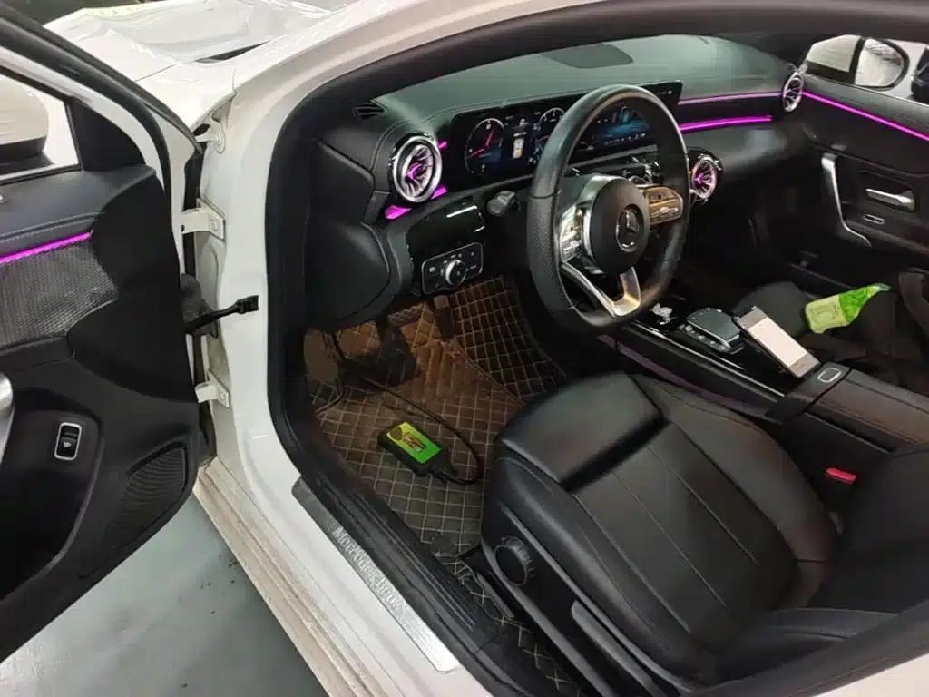 Mercedes-Benz A-Class 2022 Facelift A 200 L Sport Sedan Fashion Model — миниатюра 16