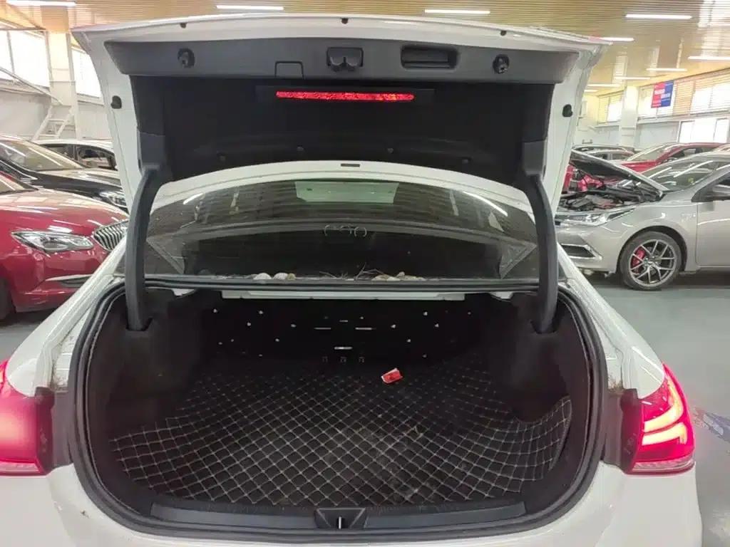 Mercedes-Benz A-Class 2022 Facelift A 200 L Sport Sedan Fashion Model — миниатюра 19