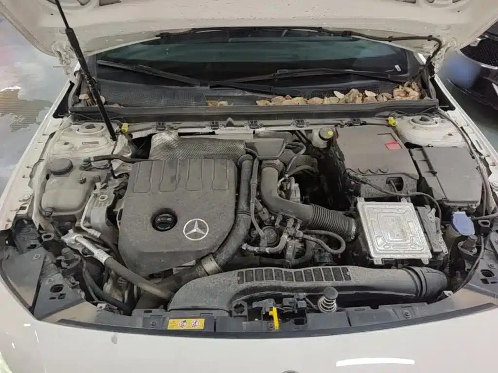 Mercedes-Benz A-Class 2022 Facelift A 200 L Sport Sedan Fashion Model — миниатюра 20