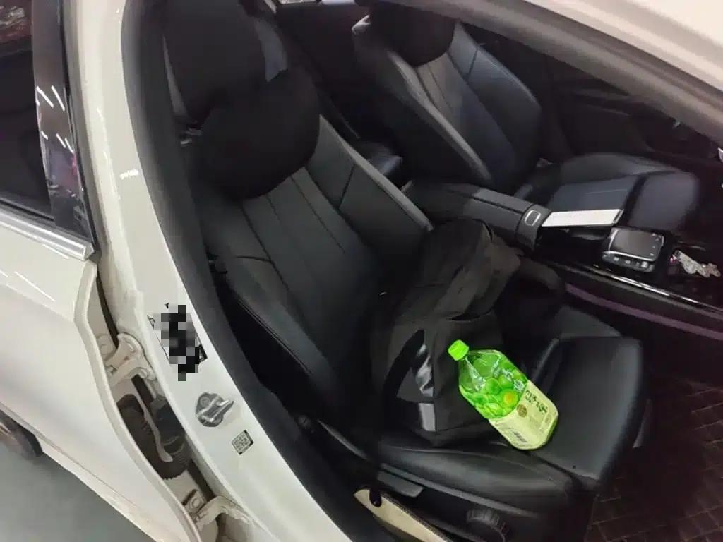 Mercedes-Benz A-Class 2022 Facelift A 200 L Sport Sedan Fashion Model — миниатюра 25