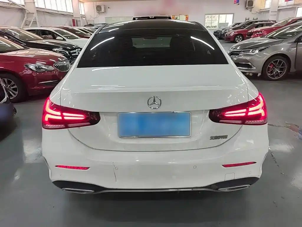 Mercedes-Benz A-Class 2022 Facelift A 200 L Sport Sedan Fashion Model — миниатюра 6