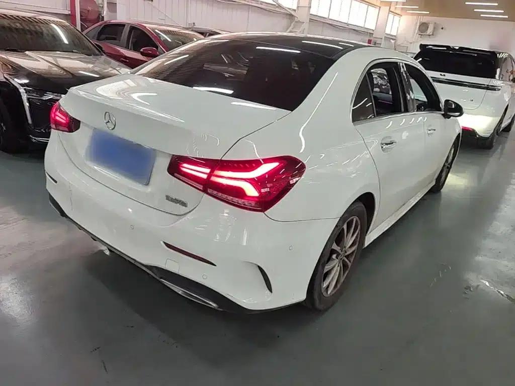 Mercedes-Benz A-Class 2022 Facelift A 200 L Sport Sedan Fashion Model — миниатюра 7