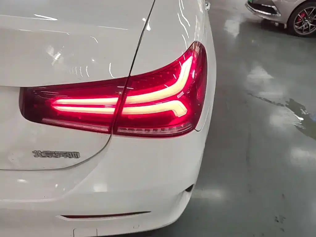 Mercedes-Benz A-Class 2022 Facelift A 200 L Sport Sedan Fashion Model — миниатюра 8