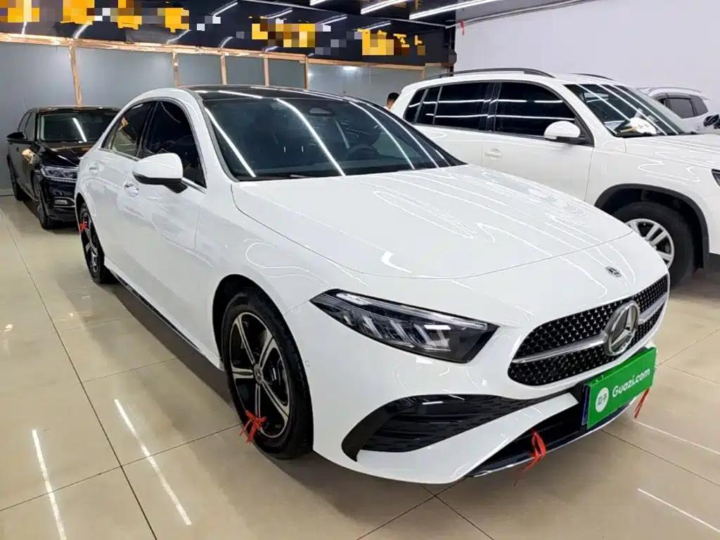 2023 Mercedes-Benz A-Class A 200 L Fashion Edition — миниатюра 4