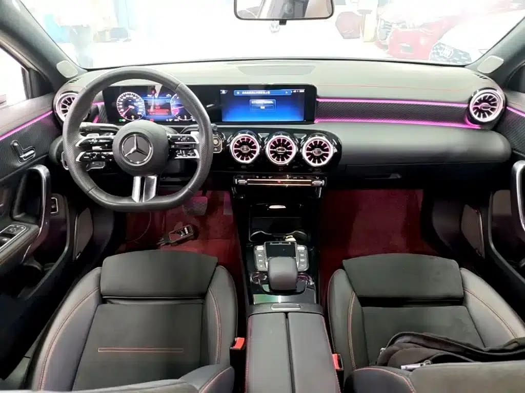2023 Mercedes-Benz A-Class A 200 L Fashion Edition — миниатюра 10