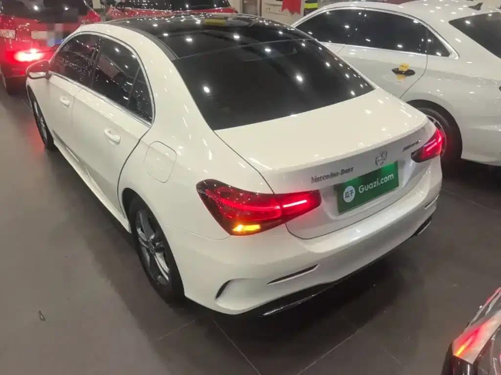 Mercedes-Benz A-Class 2021 Facelift A 180 L Sport Sedan — миниатюра 5