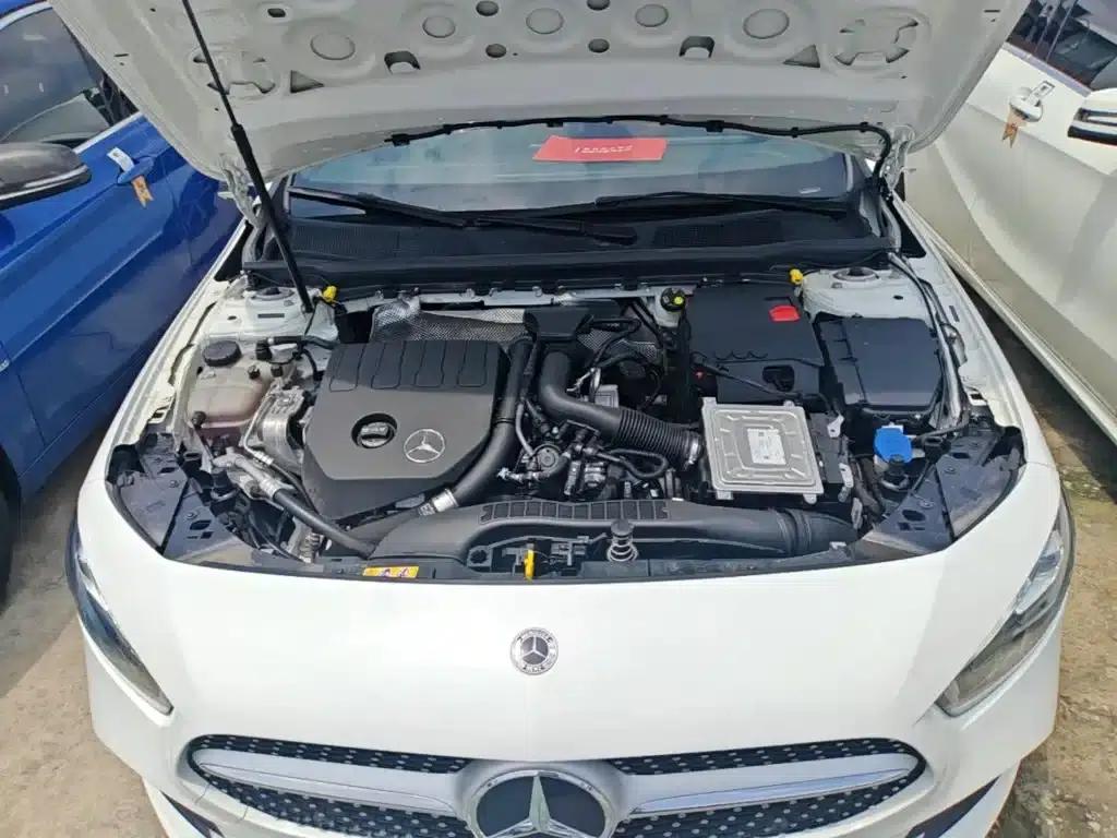 Mercedes-Benz A-Class 2022 Facelift III A 200 L Sport Sedan Fashion Edition — миниатюра 20