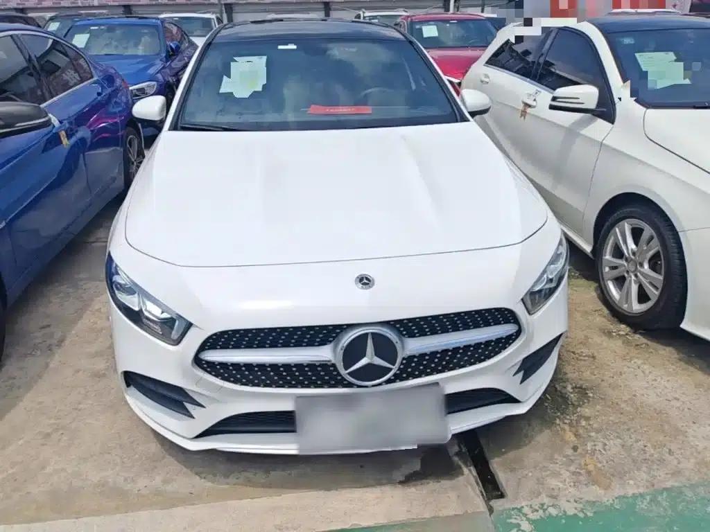 Mercedes-Benz A-Class 2022 Facelift III A 200 L Sport Sedan Fashion Edition — миниатюра 3