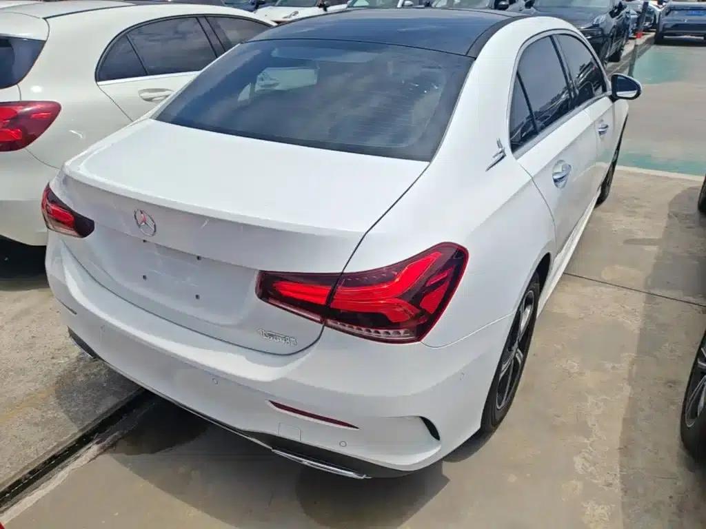 Mercedes-Benz A-Class 2022 Facelift III A 200 L Sport Sedan Fashion Edition — миниатюра 7