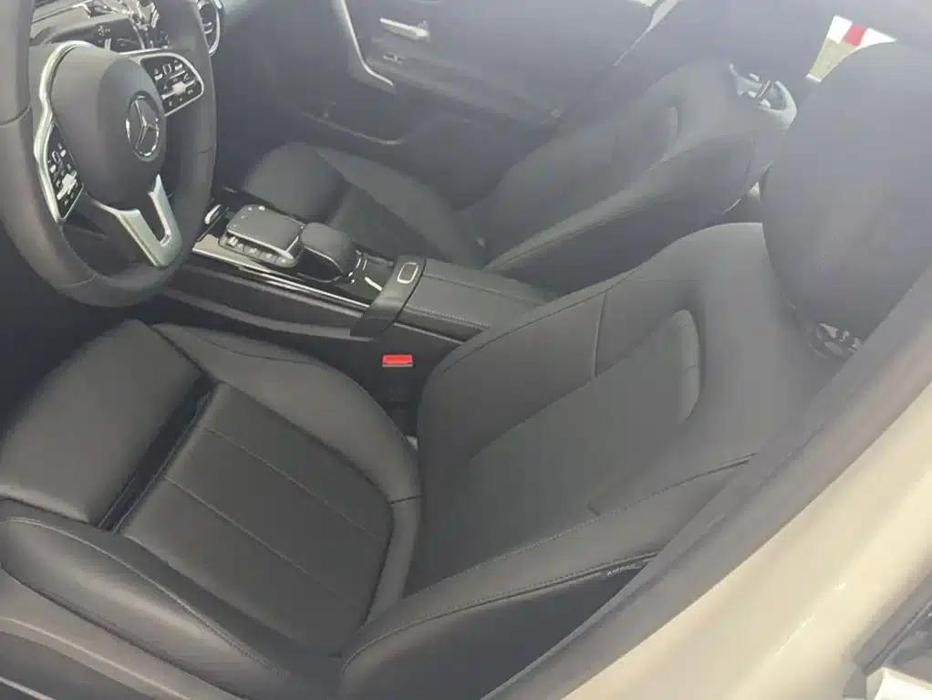Mercedes-Benz A-Class 2020 A 200 L Sport Sedan — миниатюра 6