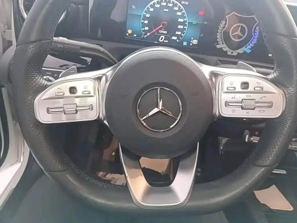 2019 Mercedes-Benz A-Class A 180 L Sport Sedan — миниатюра 11