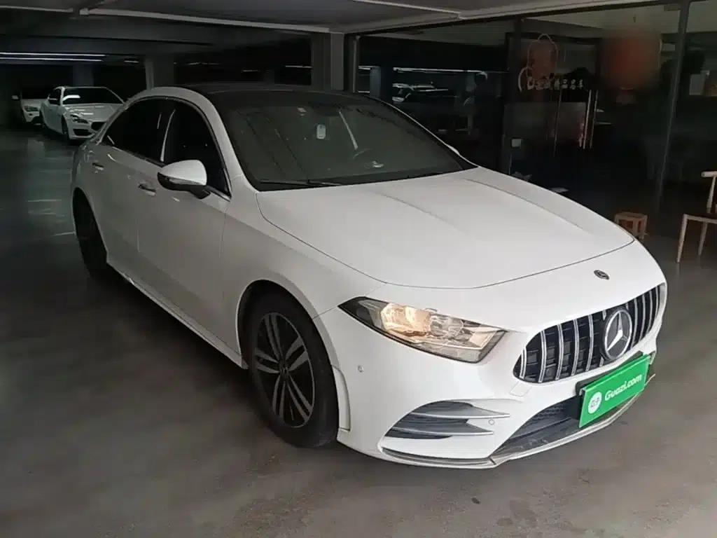2019 Mercedes-Benz A-Class A 180 L Sport Sedan — миниатюра 4