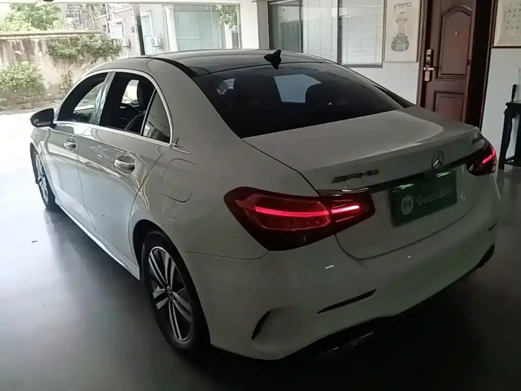 2019 Mercedes-Benz A-Class A 180 L Sport Sedan — миниатюра 5