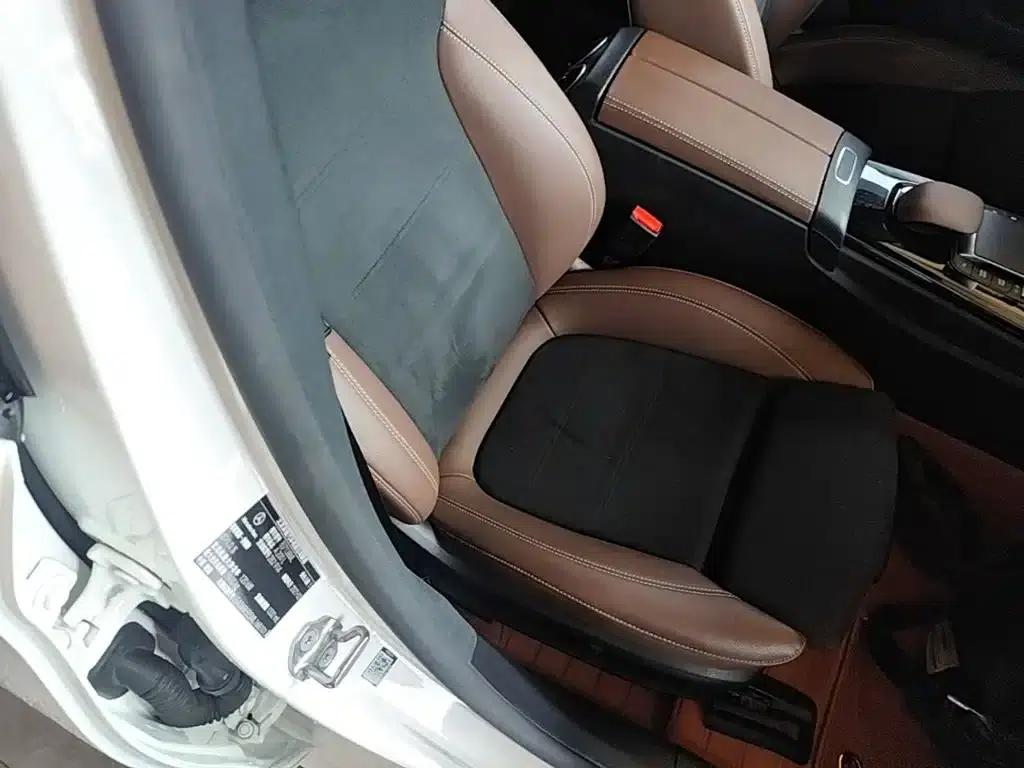 Mercedes-Benz A-Class 2021 A 200 L Sport Sedan Fashion Edition — миниатюра 25