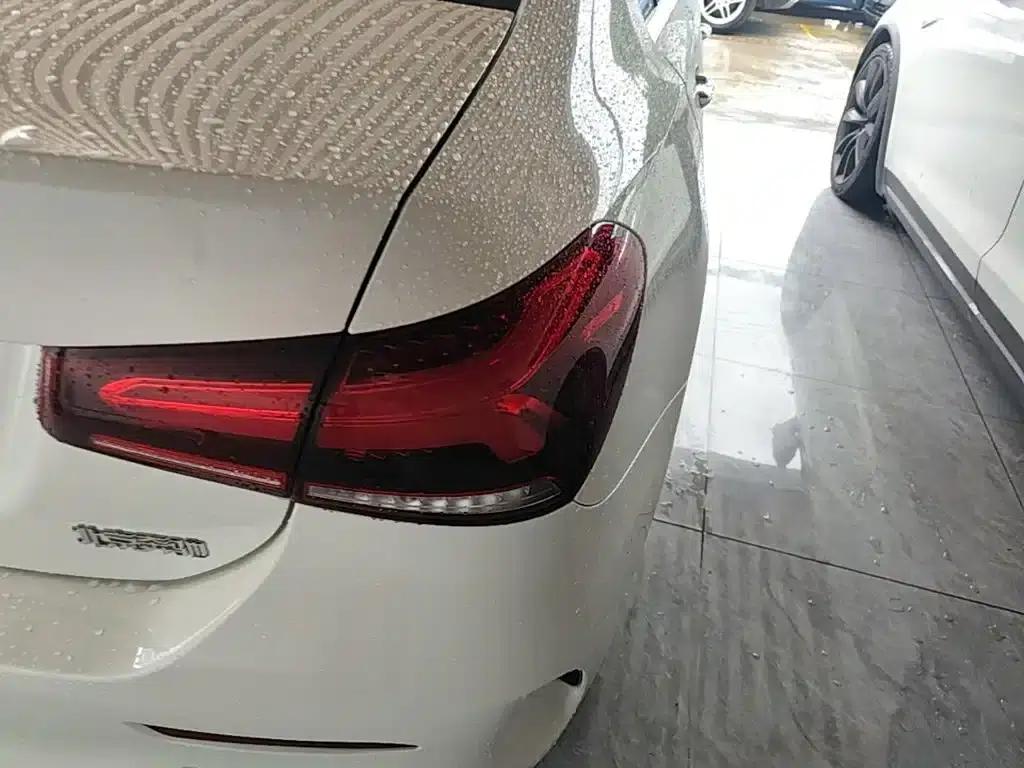 Mercedes-Benz A-Class 2021 A 200 L Sport Sedan Fashion Edition — миниатюра 8