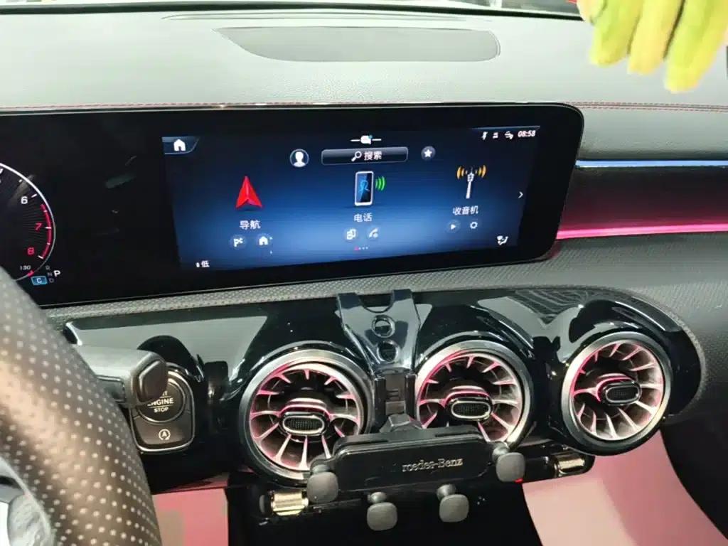 2023 Mercedes-Benz A-Class A 200 L Fashion Edition — миниатюра 13