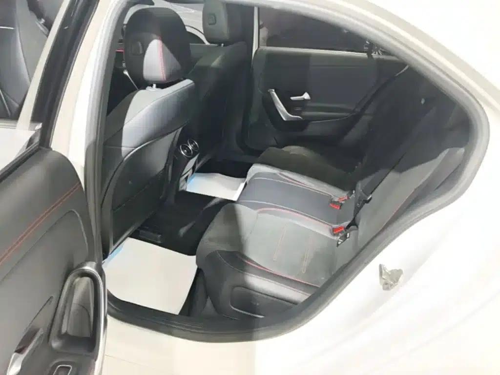 2023 Mercedes-Benz A-Class A 200 L Fashion Edition — миниатюра 17