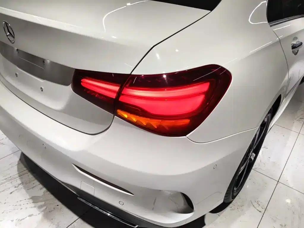 2023 Mercedes-Benz A-Class A 200 L Fashion Edition — миниатюра 8