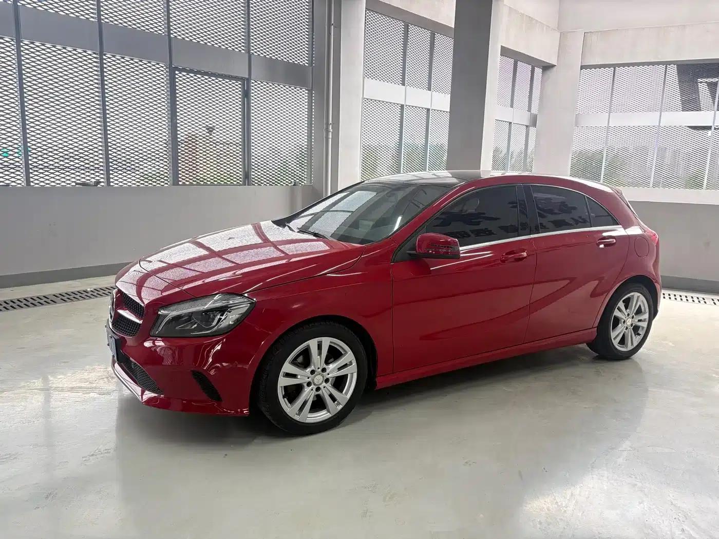Mercedes-Benz A-Class (Imported) 2016 A 200 Dynamic — миниатюра 1