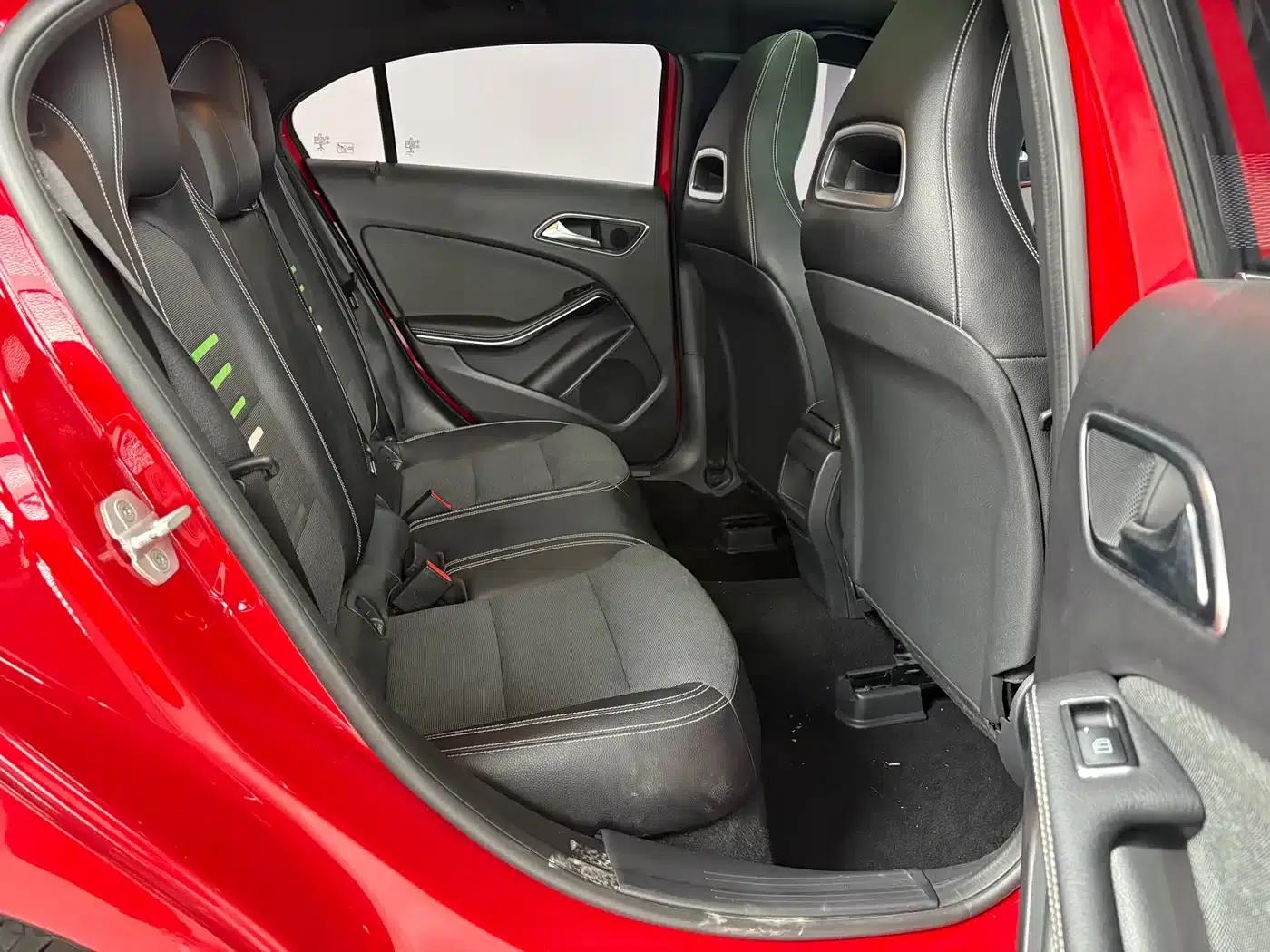Mercedes-Benz A-Class (Imported) 2016 A 200 Dynamic — миниатюра 10