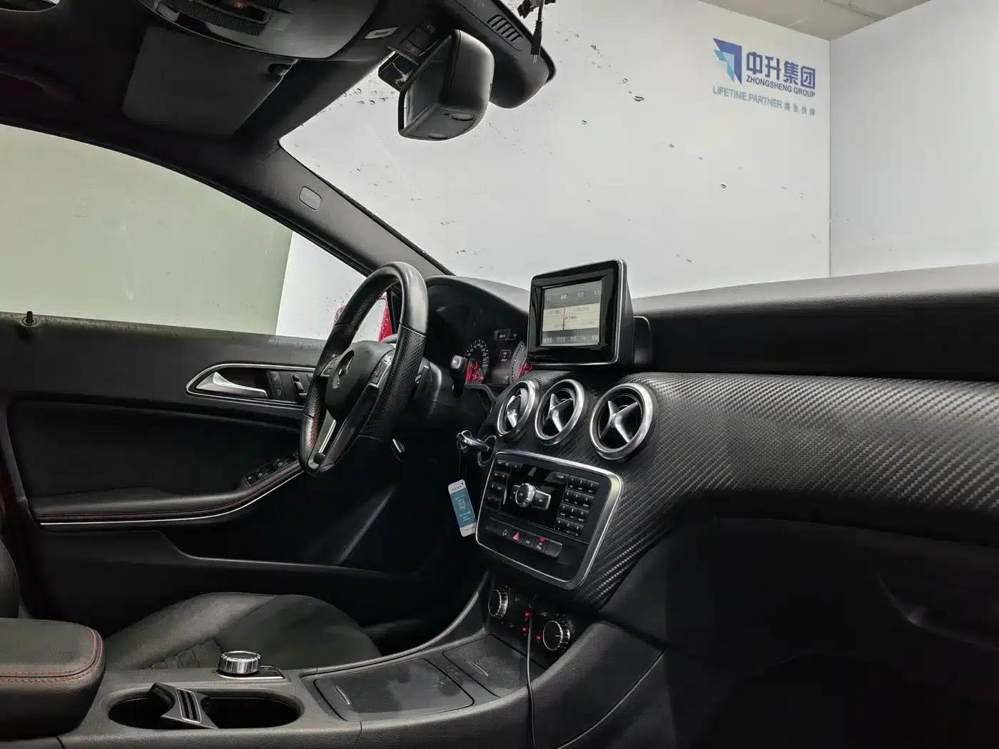 Mercedes-Benz A-Class (Imported) 2015 A 200 Sport — миниатюра 15