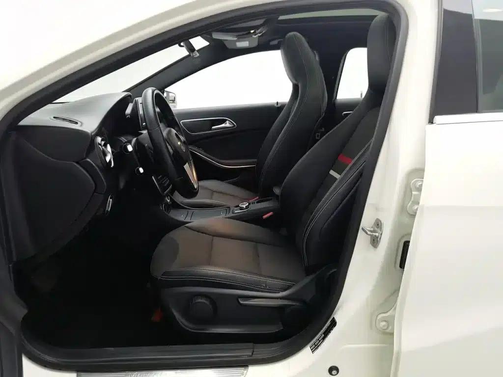 2013 Mercedes-Benz A-Class (Imported) A 180 Fashion Model — миниатюра 10