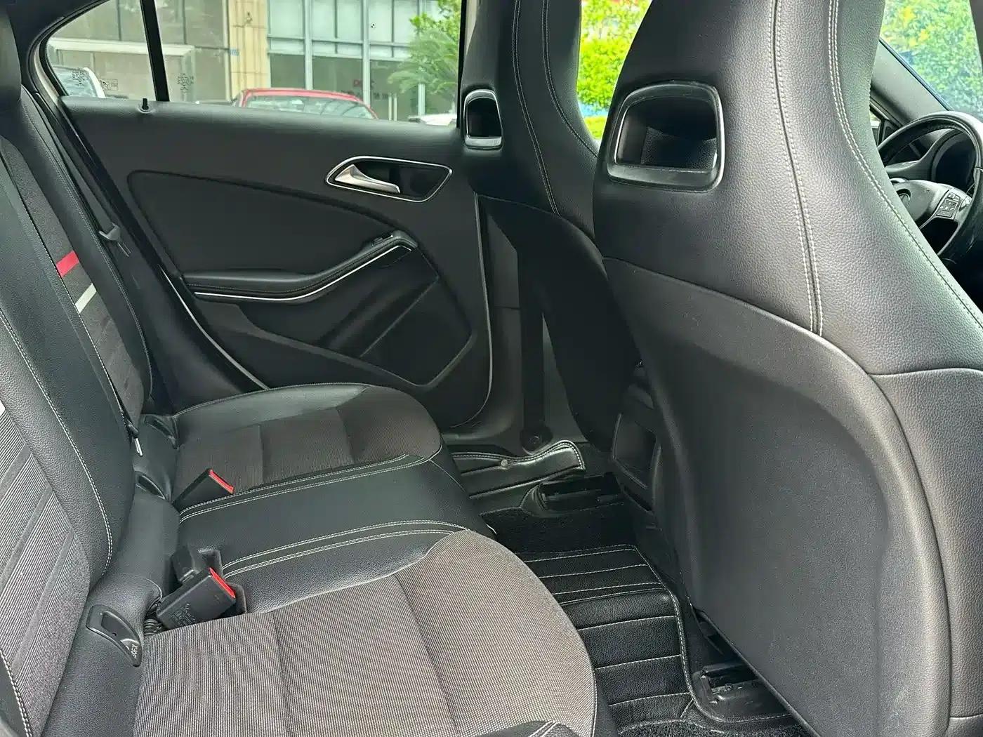 2013 Mercedes-Benz A-Class (Imported) A 180 Fashion Model — миниатюра 7