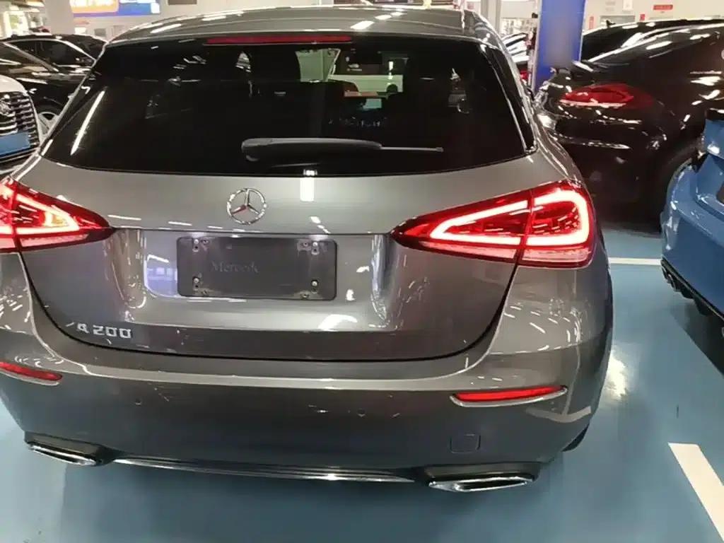 2019 Mercedes-Benz A-Class Imported Model A 200 Dynamic — миниатюра 6