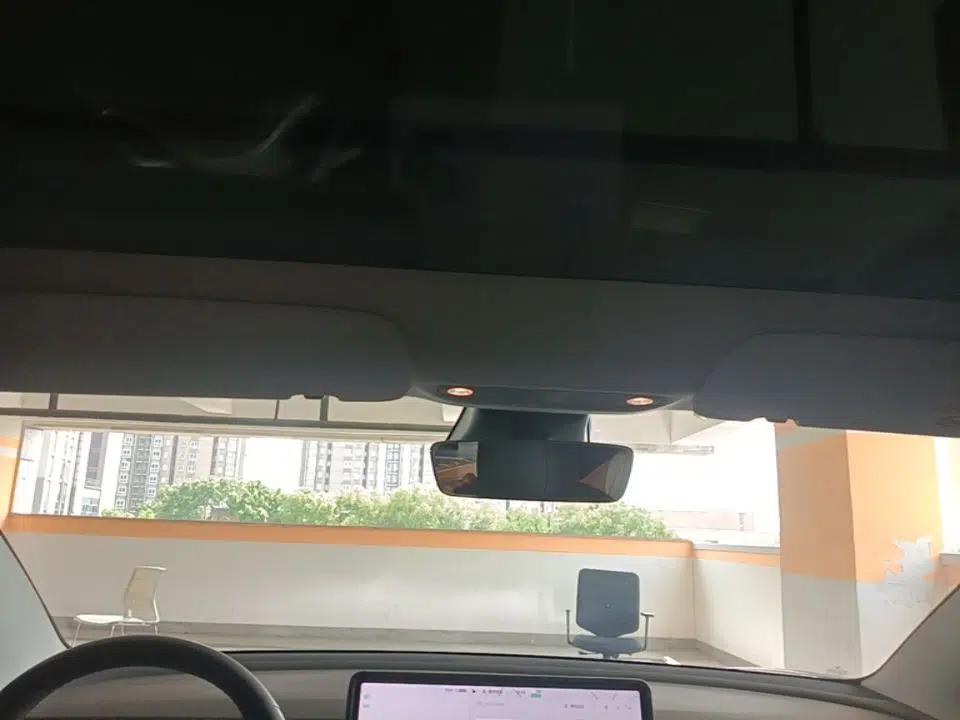 Tesla Model 3 2020 Standard Range Rear-Wheel Drive Upgraded Version — миниатюра 26