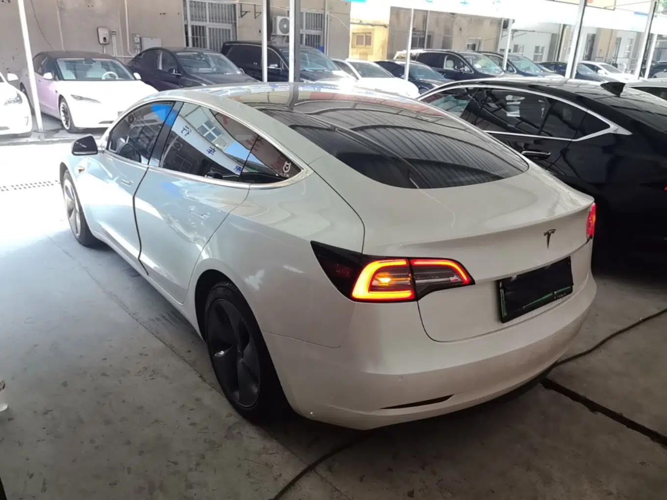 Tesla Model 3 2020 Refreshed Version Long-Range Rear-Wheel Drive — миниатюра 4
