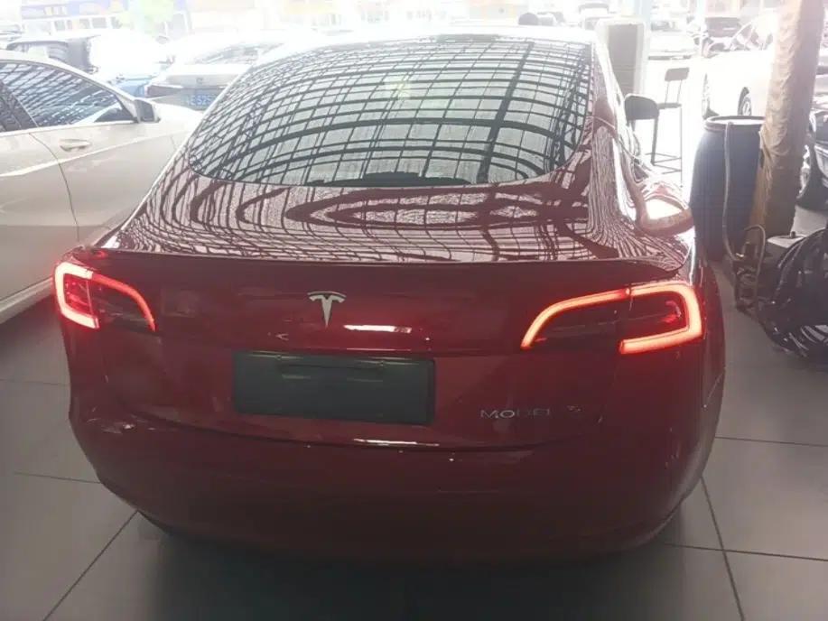 Tesla Model 3 2019 Standard Range Rear-Drive Upgraded Version — миниатюра 5