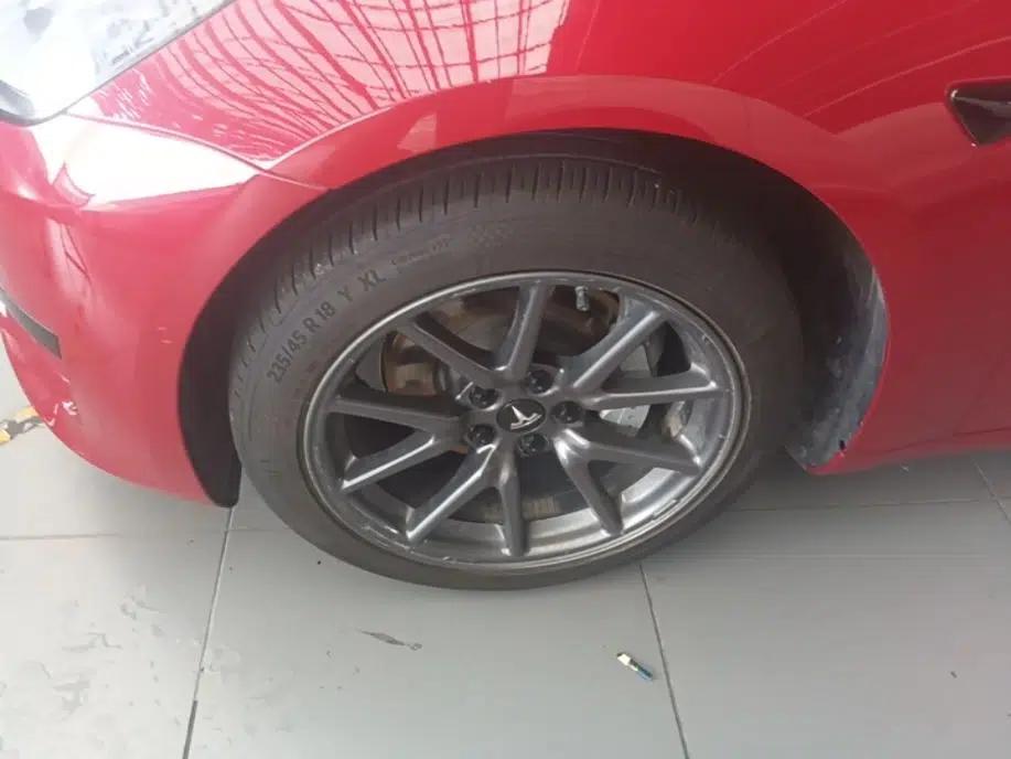 Tesla Model 3 2019 Standard Range Rear-Drive Upgraded Version — миниатюра 10