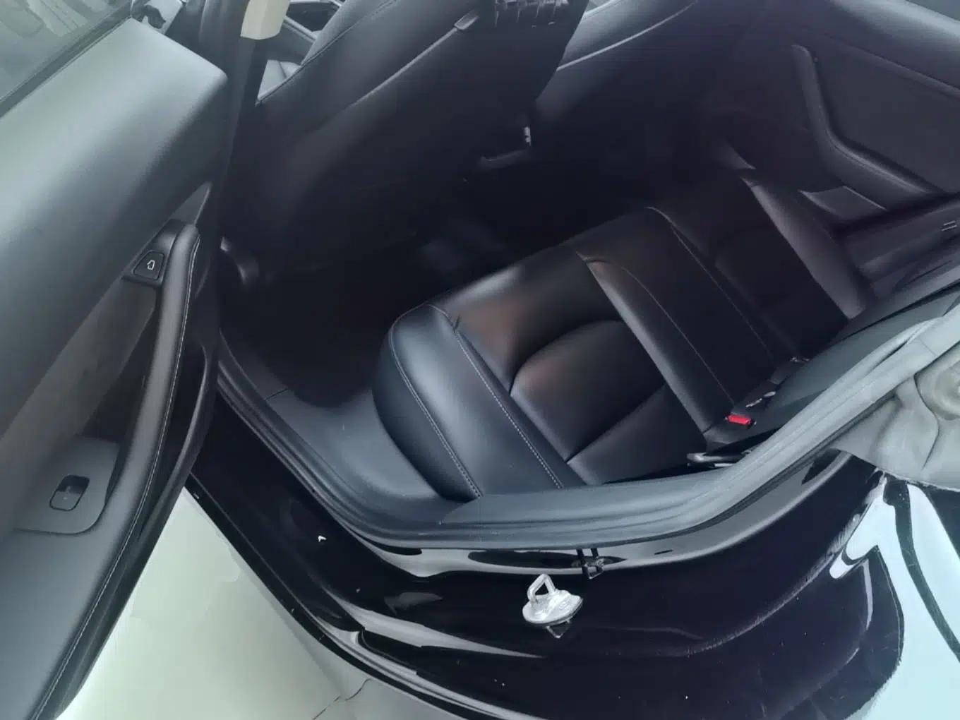 Tesla Model 3 2021 Standard Range Rear-Drive Upgraded Version — миниатюра 20