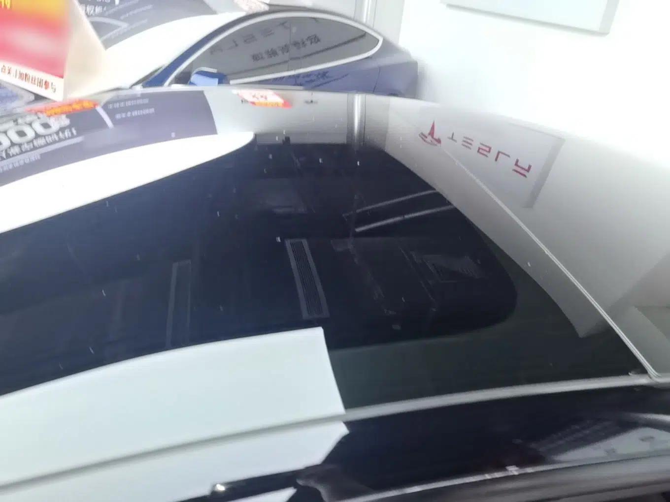 Tesla Model 3 2021 Standard Range Rear-Drive Upgraded Version — миниатюра 7