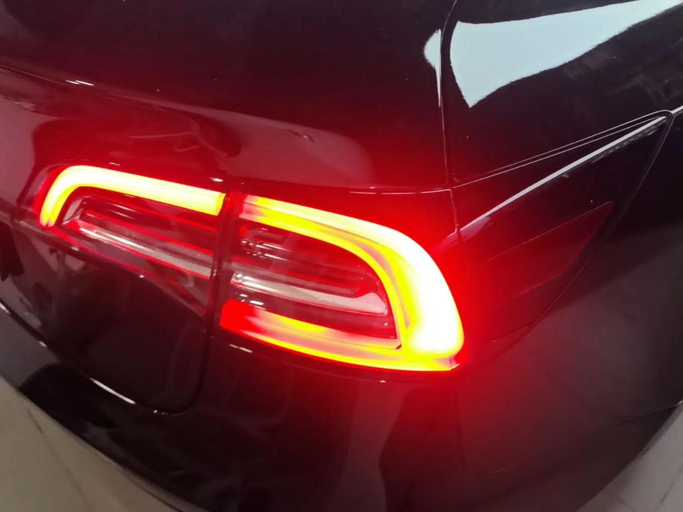 Tesla Model 3 2021 Standard Range Rear-Drive Upgraded Version — миниатюра 9