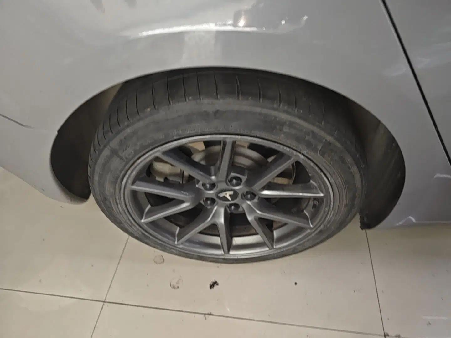 Tesla Model 3 2021 Standard Range Rear-Wheel Drive Upgraded Version 3D6 — миниатюра 11