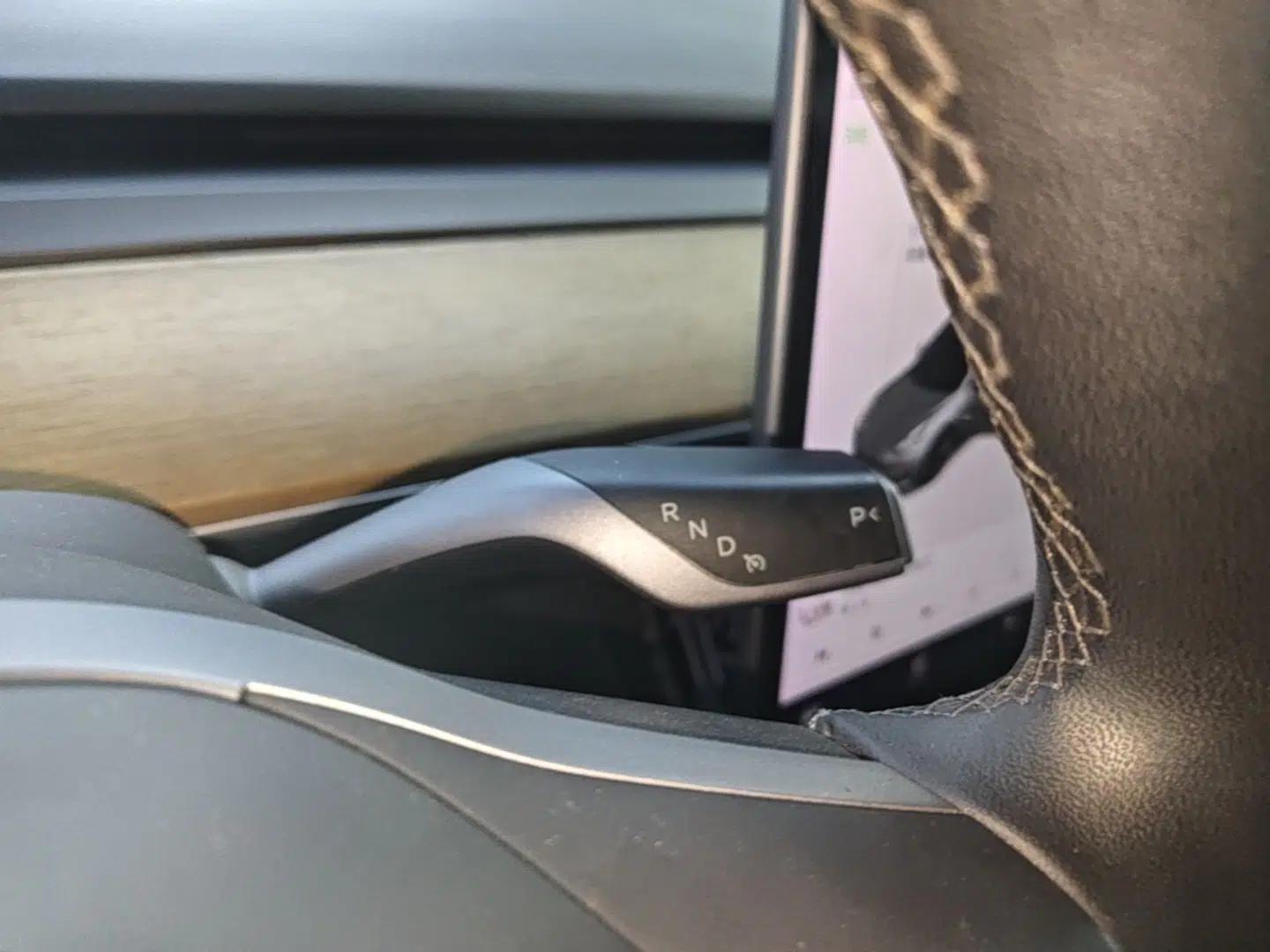 Tesla Model 3 2021 Standard Range Rear-Wheel Drive Upgraded Version 3D6 — миниатюра 16