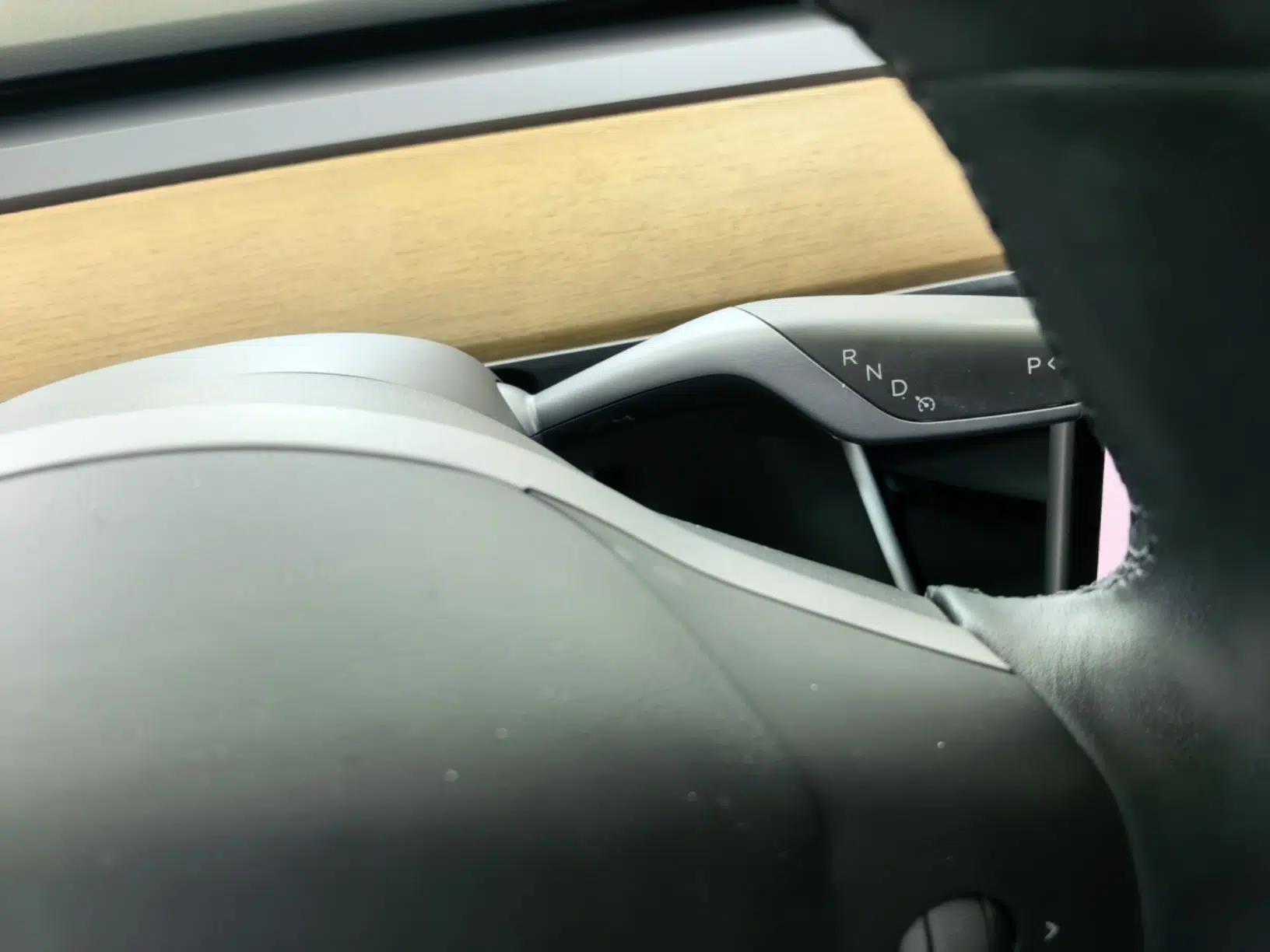 Tesla Model 3 2020 Standard Range Rear-Wheel Drive Upgraded Version — миниатюра 16