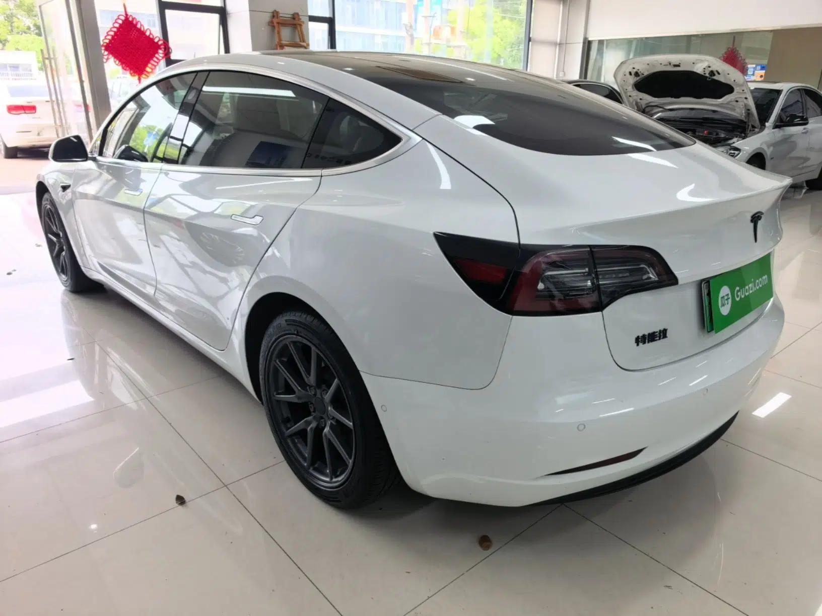 Tesla Model 3 2020 Standard Range Rear-Wheel Drive Upgraded Version — миниатюра 4