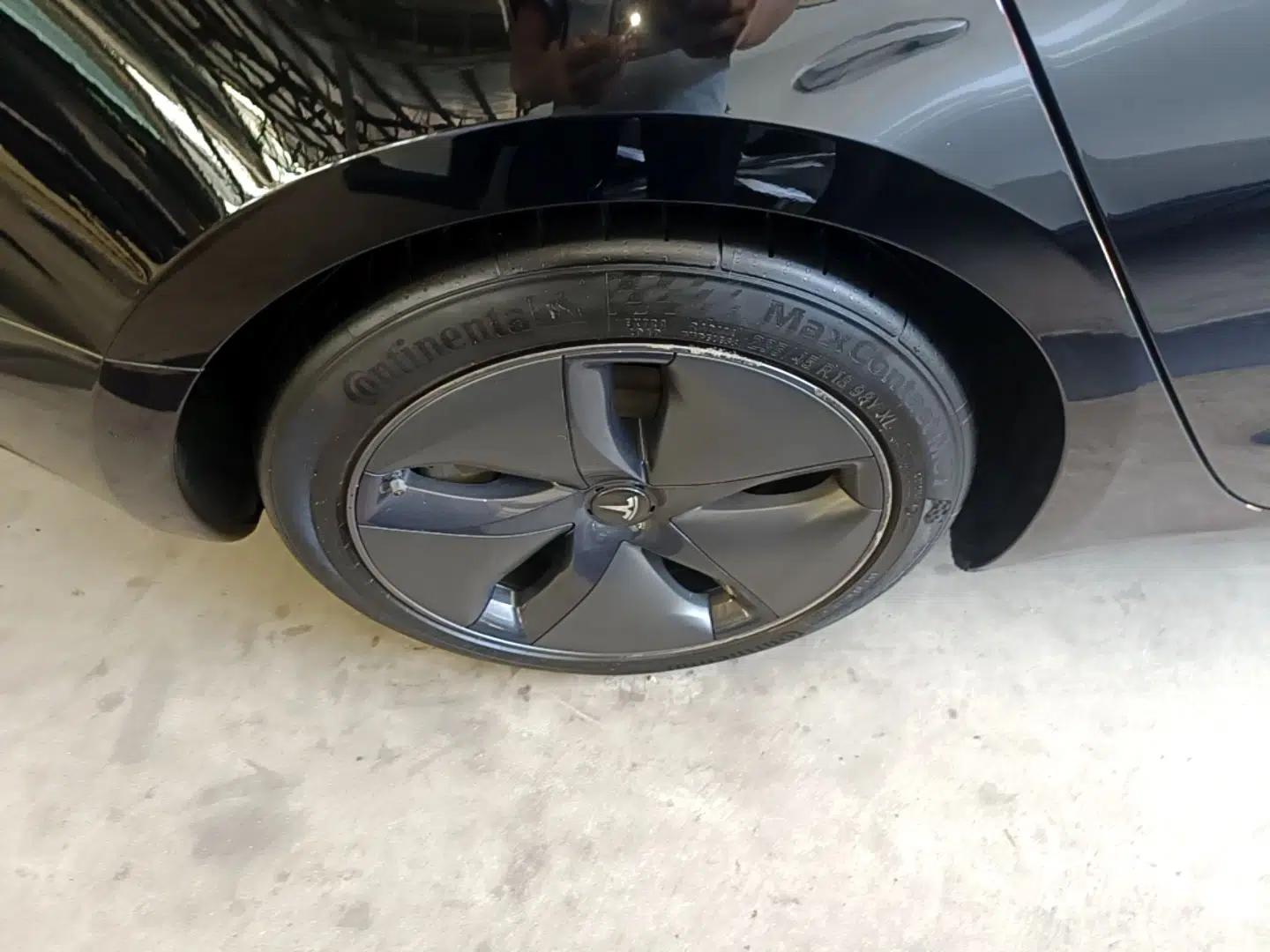 Tesla Model 3 2019 Standard Range Rear-Drive Upgraded Version — миниатюра 11