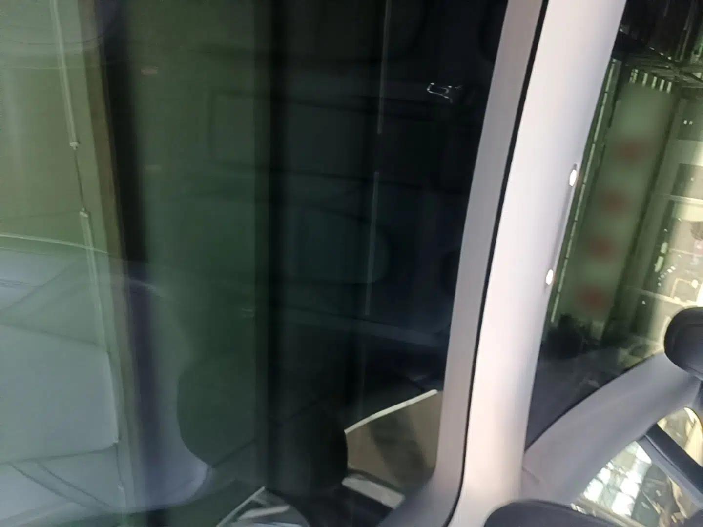 Tesla Model 3 2019 Standard Range Rear-Drive Upgraded Version — миниатюра 21