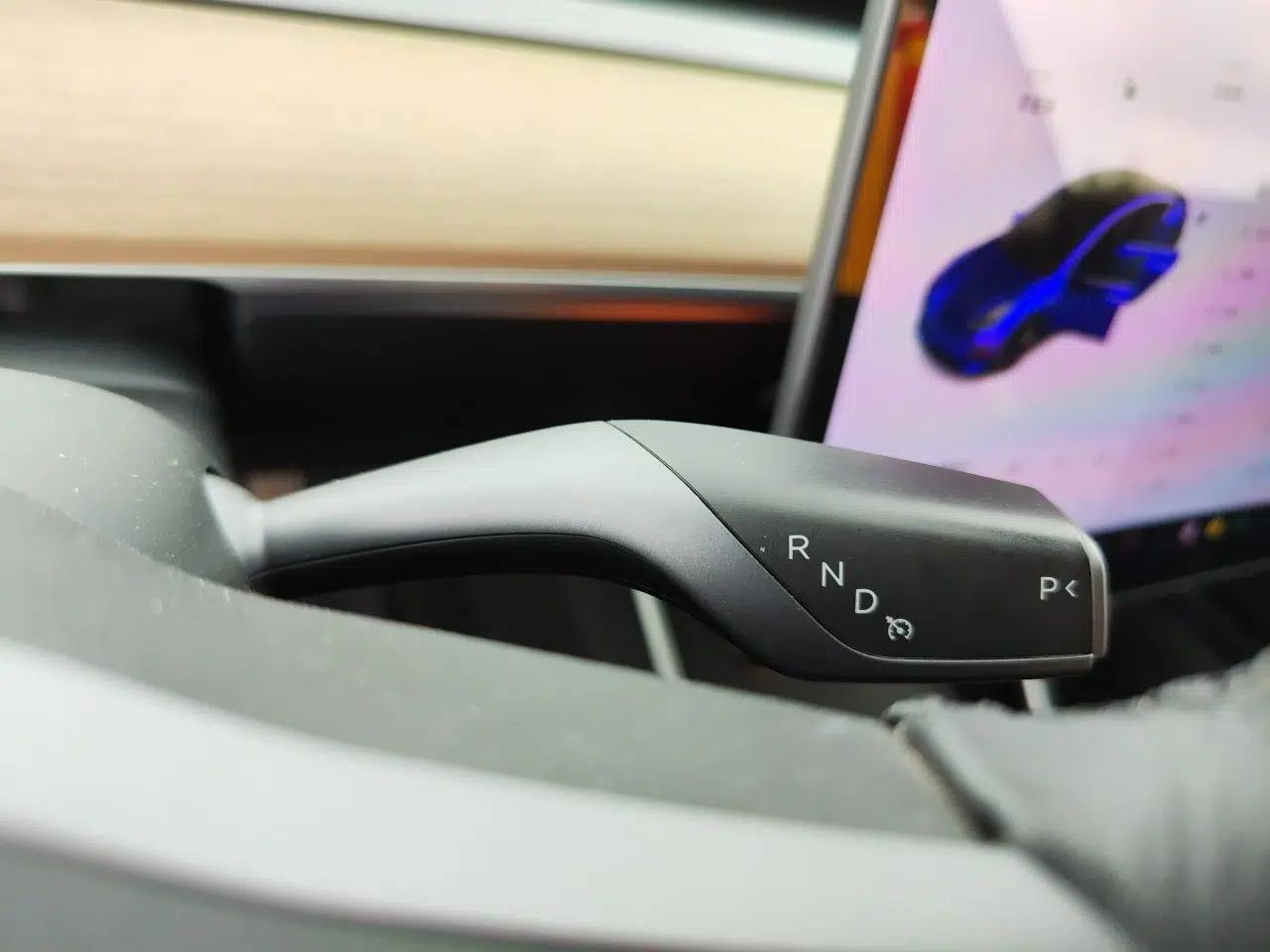 Tesla Model 3 2019 Long-Range All-Wheel-Drive Version — миниатюра 14